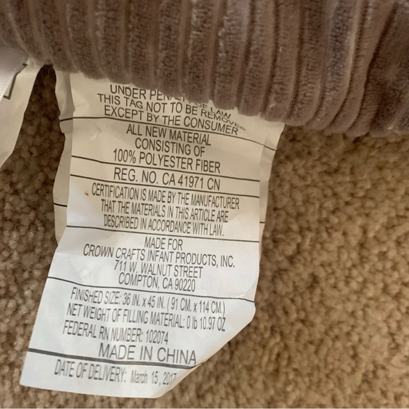 Adorable Animal Friends Patchwork Quilt - Gray, Cream, Tan - Picture 6 of 7